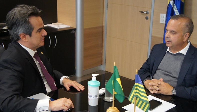 Ministro Rogério Marinho visita Floriano